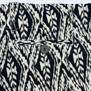Cynthia Rowley dark blue and ivory ikat shorts size 12 NWOT